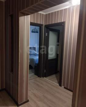 3-к квартира, вторичка, 72м2, 1/10 этаж