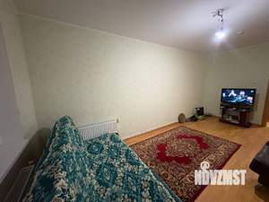 2-к квартира, вторичка, 60м2, 1/9 этаж