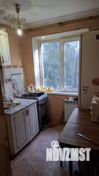 4-к квартира, вторичка, 61м2, 3/5 этаж