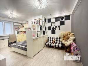 3-к квартира, вторичка, 106м2, 12/14 этаж