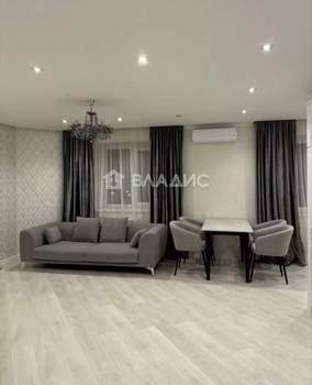 3-к квартира, вторичка, 104м2, 8/9 этаж