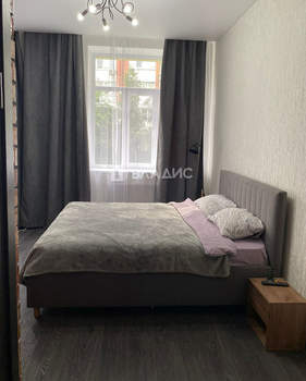 Студия квартира, вторичка, 38м2, 1/5 этаж