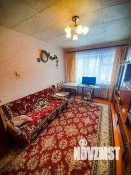 4-к квартира, вторичка, 76м2, 1/9 этаж