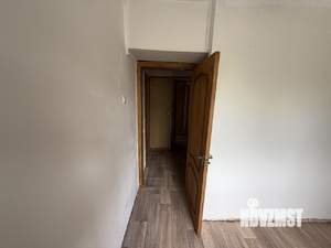 3-к квартира, вторичка, 60м2, 1/10 этаж