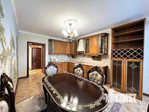 4-к квартира, вторичка, 235м2, 6/7 этаж