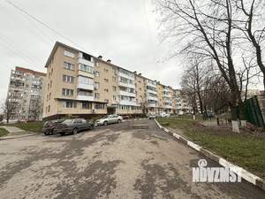 4-к квартира, вторичка, 60м2, 3/5 этаж