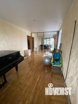 3-к квартира, вторичка, 61м2, 5/5 этаж