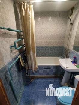 2-к квартира, вторичка, 42м2, 1/5 этаж