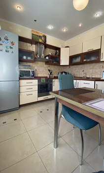 2-к квартира, вторичка, 68м2, 10/17 этаж