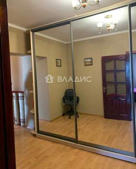 3-к квартира, вторичка, 114м2, 9/10 этаж