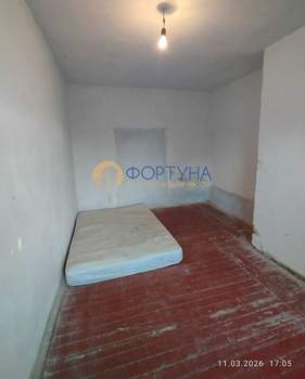 2-к квартира, вторичка, 37м2, 1/1 этаж