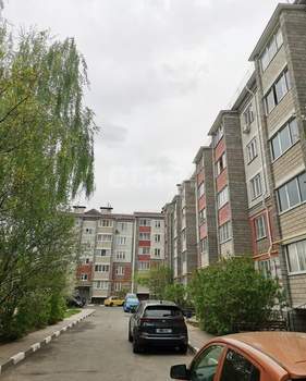2-к квартира, вторичка, 60м2, 2/5 этаж