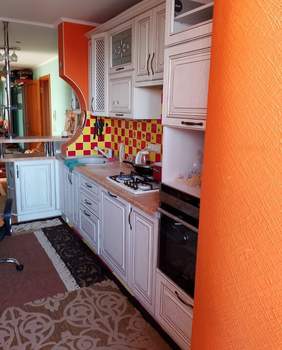 4-к квартира, вторичка, 95м2, 5/9 этаж