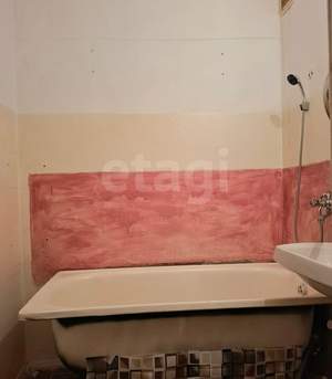 3-к квартира, вторичка, 65м2, 9/9 этаж
