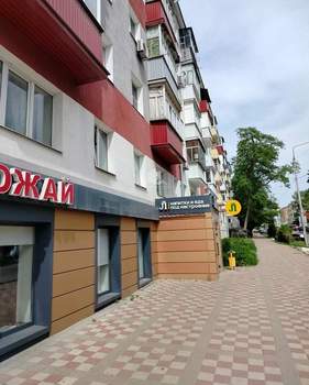 2-к квартира, вторичка, 41м2, 1/5 этаж