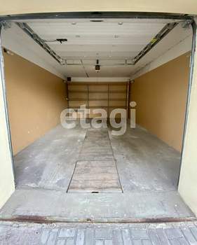 4-к квартира, вторичка, 156м2, 5/5 этаж