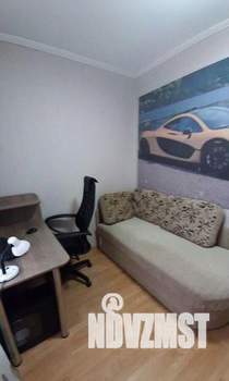 3-к квартира, вторичка, 58м2, 1/9 этаж