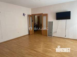 3-к квартира, вторичка, 102м2, 1/7 этаж