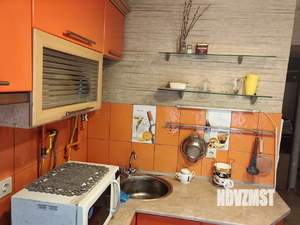 2-к квартира, вторичка, 44м2, 1/5 этаж