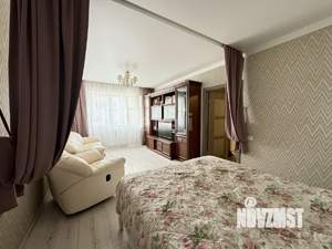 2-к квартира, вторичка, 74м2, 6/6 этаж