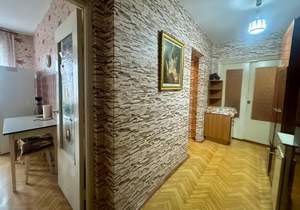 3-к квартира, вторичка, 60м2, 6/9 этаж