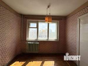 4-к квартира, вторичка, 62м2, 3/5 этаж