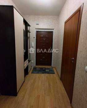 1-к квартира, вторичка, 42м2, 8/10 этаж