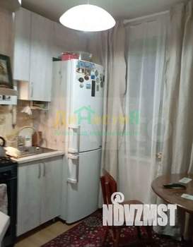 2-к квартира, вторичка, 42м2, 1/5 этаж