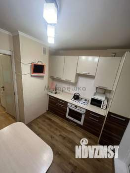 2-к квартира, вторичка, 60м2, 1/10 этаж