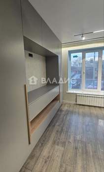 2-к квартира, вторичка, 60м2, 1/7 этаж