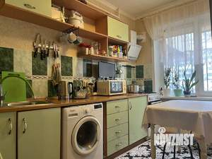 3-к квартира, вторичка, 61м2, 1/9 этаж