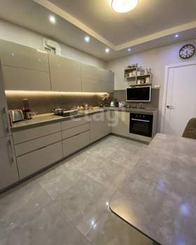 2-к квартира, вторичка, 70м2, 9/15 этаж