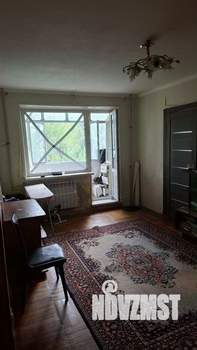 4-к квартира, вторичка, 61м2, 3/5 этаж