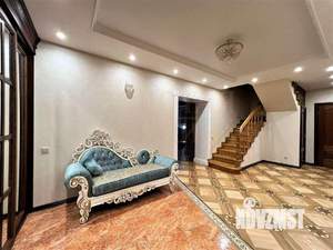4-к квартира, вторичка, 235м2, 6/7 этаж