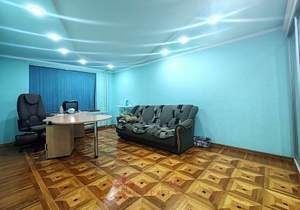 3-к квартира, вторичка, 85м2, 1/10 этаж