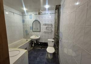 2-к квартира, вторичка, 64м2, 9/17 этаж