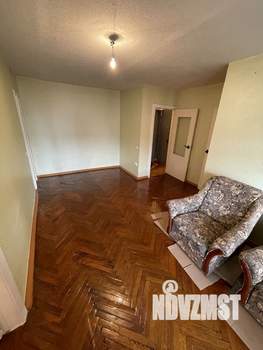 2-к квартира, вторичка, 42м2, 4/4 этаж