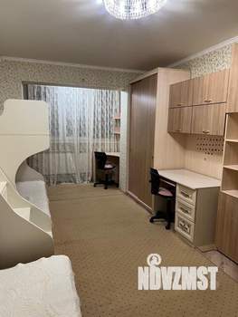 3-к квартира, вторичка, 78м2, 1/10 этаж