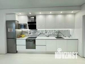 3-к квартира, вторичка, 100м2, 10/16 этаж