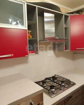 3-к квартира, вторичка, 64м2, 6/10 этаж