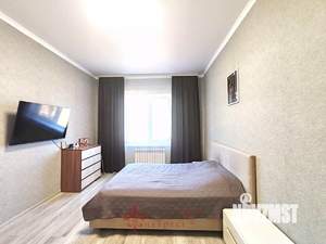 2-к квартира, вторичка, 64м2, 1/4 этаж