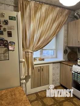 3-к квартира, вторичка, 58м2, 5/5 этаж