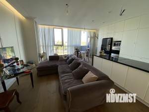 3-к квартира, вторичка, 130м2, 6/17 этаж