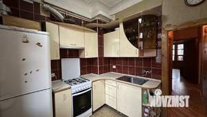 3-к квартира, вторичка, 71м2, 2/4 этаж