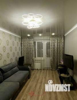 2-к квартира, вторичка, 59м2, 1/10 этаж