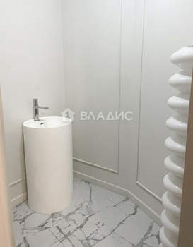 3-к квартира, вторичка, 122м2, 2/9 этаж