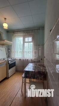 2-к квартира, вторичка, 44м2, 3/5 этаж