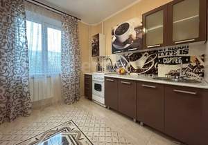 3-к квартира, вторичка, 71м2, 1/10 этаж