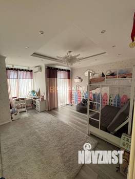 3-к квартира, вторичка, 128м2, 2/5 этаж