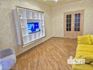 2-к квартира, вторичка, 65м2, 2/18 этаж